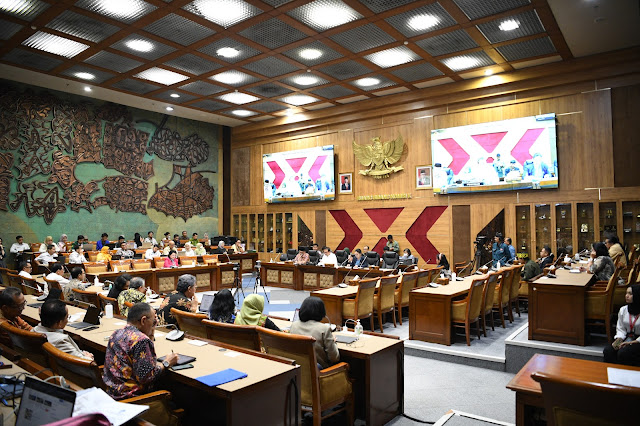 Rapat kerja Kemendikbudristek bersama Komisi X DPR RI Gedung Nusantara, DPR RI